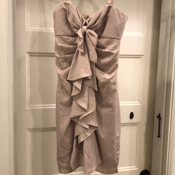 Dress - Picture 1 of 3